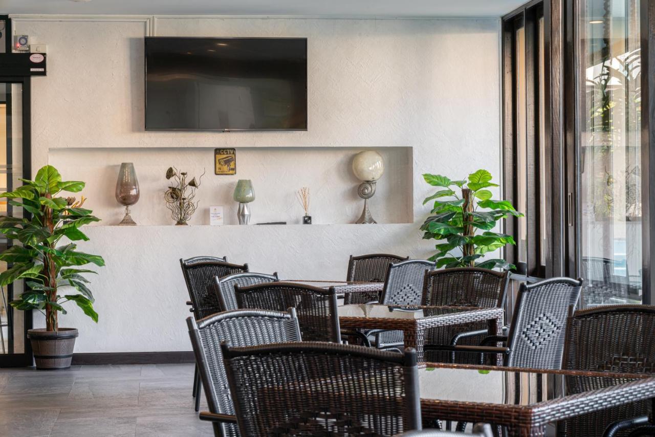 Lani Chiang Mai Hotel Экстерьер фото