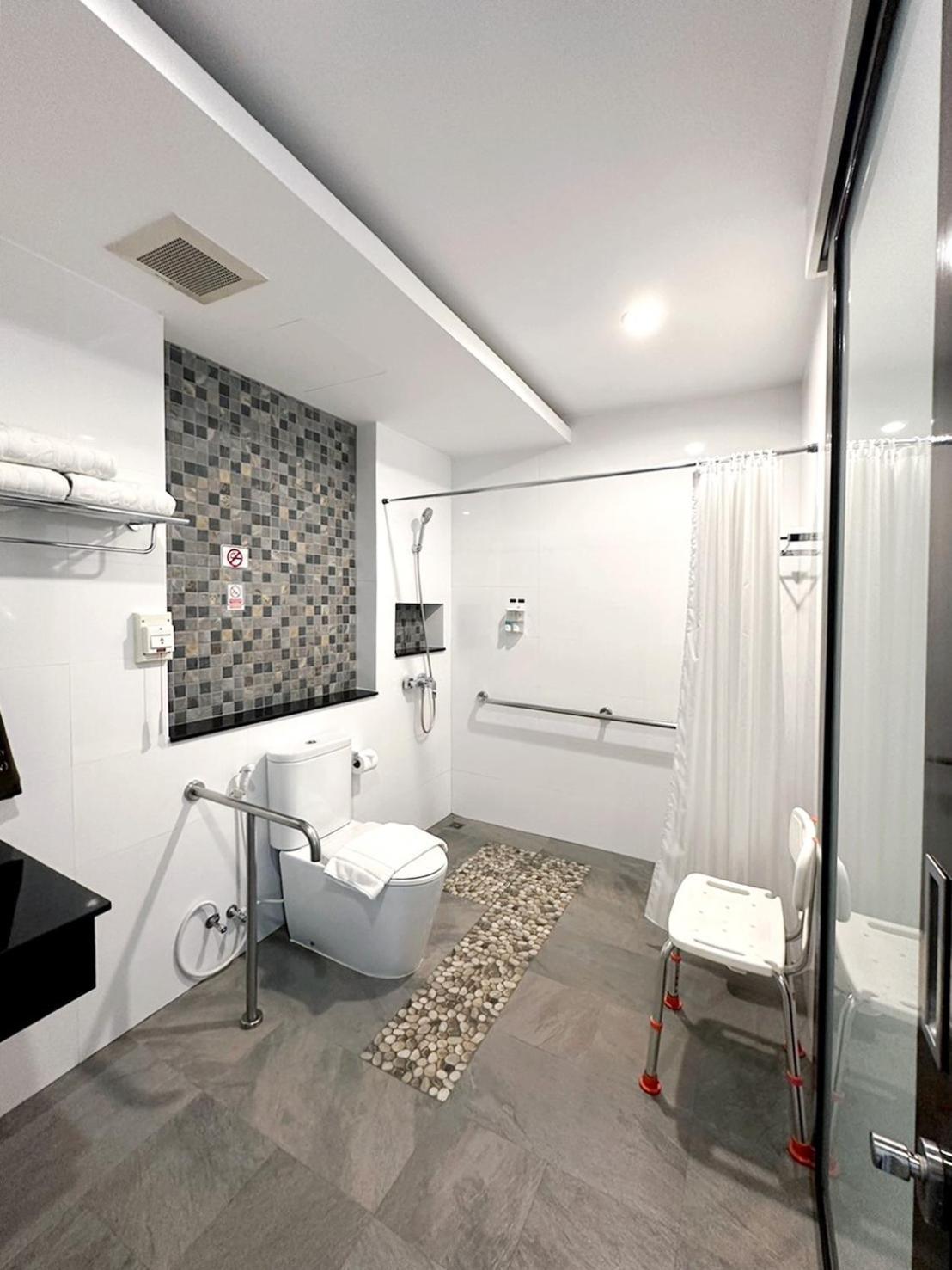 Lani Chiang Mai Hotel Экстерьер фото