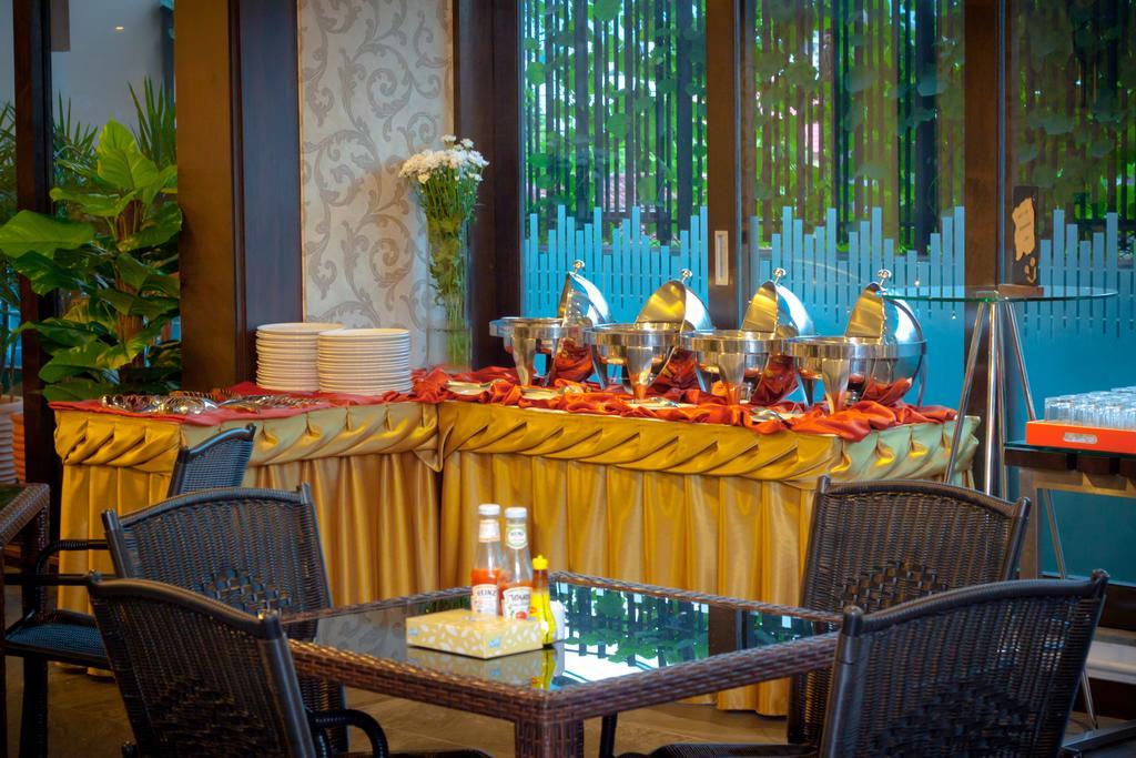 Lani Chiang Mai Hotel Экстерьер фото